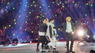 [KCON LA 2023 DAY 1] WayV 威神V 'Love Talk' 4K FANCAM (직캠)