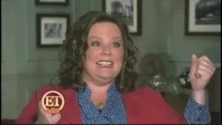 ET interviews Melissa McCarthy about Piloxing