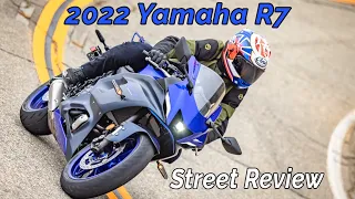 What's The 2022 Yamaha R7 Like On The Road?
