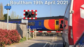 Vehicle shot: Boultham Level Crossing (19/04/2021)