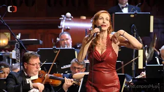 Ute Lemper - Que Rests T Il De Nos Amours (Live Prague 2017)