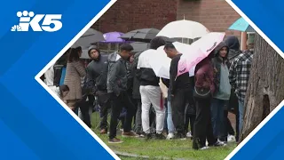 Mexican citizens in the U.S. stand in winding lines in Seattle to vote in Mexico's presidential elec