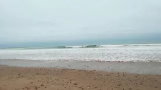 Petite chute de surf aux sables d'olones