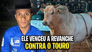 Cowboy HONROU a sua cidade ao ser CAMPEÃO do RODEIO