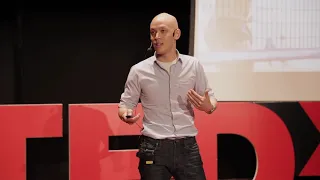 How Sports Connect Everyone | Eric Yau | TEDxEdUHK