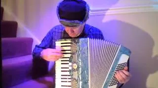 Tanz Tanz Yidelekh  Jewish klezmer tune on Galanti accordion