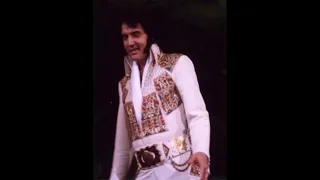 Elvis Presley Concert The King LIVE in Chicago October 1976 Audio & Fan Video from Show AMAZING