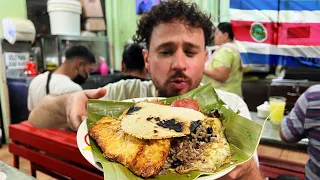 Tasting STREET FOOD in Costa Rica | Simply delicious! 🇨🇷