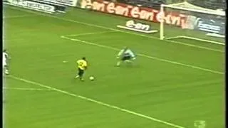 2002 (September 28) Borussia Dortmund 1 - Moenchengladbach 0 (German Bundesliga)