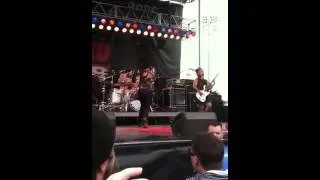 Foxy shazam (wingstock 2012)I like it