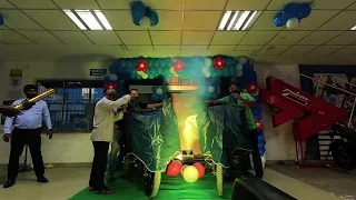 BAJAJ NEW BIKE LAUNCH EVENT🏍 | Normal 4 Way Junction FIGHT💪 | KTM 390 RC REDBULL EDITION👌