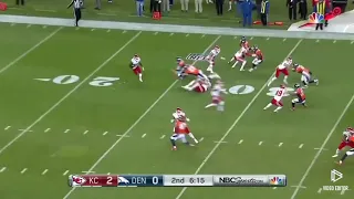 Tyreek Hill being unbelievably fast