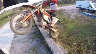 TRAINING TO CLIMB VERTICAL FACES ON DIRTBIKES