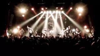 Suicidal Tendencies WAR INSIDE MY HEAD live in Paris 2012_HD.mp4