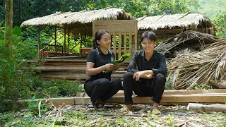 Hien and Khoa dismantled the kitchen, were together and worked every day