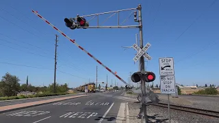 *Major Crossing Fail* Train Approaches & Gates Rise, Power Inn Rd. Railroad Crossing, Sacramento CA