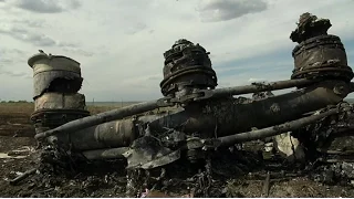 MH17 plane debris 'may have been changed' - BBC News