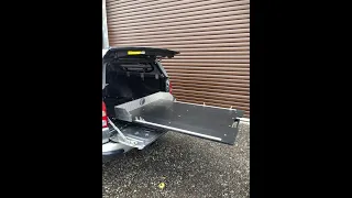 Pickup truck sliding floor