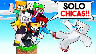 ¡5 CHICAS vs 1 CHICO en 1 BLOQUE en MINECRAFT! 😱💥 Alexy