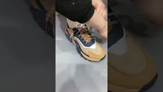 How to lace up your Nike Air Max sneakers?