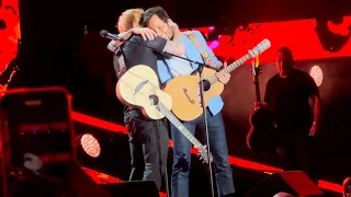 Call on me Ed Sheeran Vianney Paris Accor Arena 2 Avril 2023