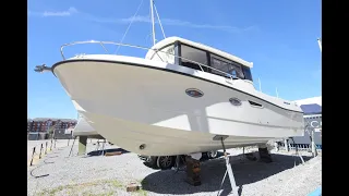 Quicksilver 905 Pilothouse for sale by YACHTS CO