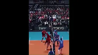 Spike by the setter Sekita