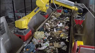 Robotic Waste Recycling Recyclables in Dunkerque, France