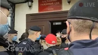 СУДЯТ ПЛАТОШКИНА. Народ протестует у суда!