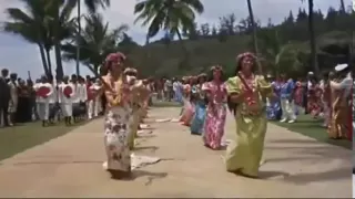 Pearly Shells Sway a Hula (Die Hafenkneipe von Tahiti)