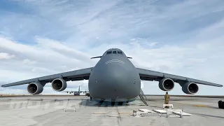 Самый большой самолет в ВВС США, C-5M Super Galaxy в действии