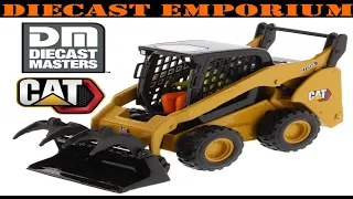 1:32 Scale Diecast Masters Caterpillar 272D3 Skid Steer Loader with Attachments Unboxing & Review