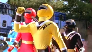 Along Came a Spider | Alien Rangers | Full Episode | S03A | E07 | Power Rangers Official