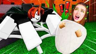 УБЕГИ от ОГРОМНОГО ПАУКА в ROBLOX 😱 Роблокс Spider