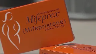 Rallies held in Chicago, suburbs as Supreme Court hears mifepristone abortion pill arguments