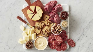 Hickory Farms | Charcuterie Essentials Gift Basket :15