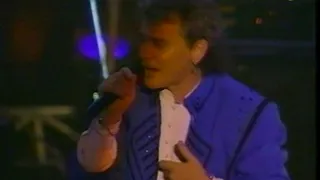 Air Supply   All Out Of Love Live from Taipei, Taiwan 1995