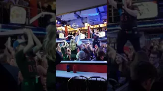 Ellens Stardust Diner - Macklemore Cant Hold Us