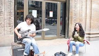 Extraordinary version of Still Got The Blues - Incredible duo on the street