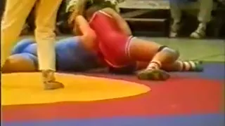 Female freestyle wrestling match : Sandrine Seve  pinned