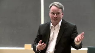 Q&A session with Linus Torvalds: Why is Linux not competitive on desktop?