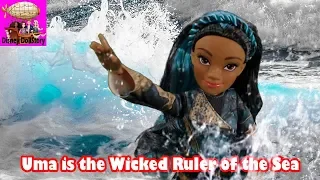 Uma is the Wicked Ruler of the Sea - Descendants 3 Dolls are Here