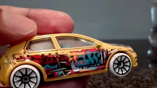 Removing decals and tampos of hot wheels cars