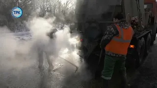 Ямочный ремонт дорог В Новомосковске выполняют и зимой