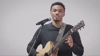 *MUST SEE* Jonathan McReynolds sings "Make Room" in a different way