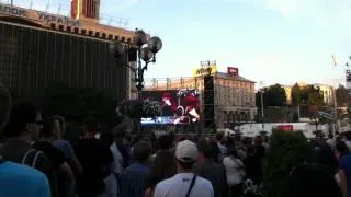 AC/DC на электро виолончели (разогрев у Элтона Джона)