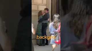 Jlo and Ben Affleck hot kiss in the big Apple
