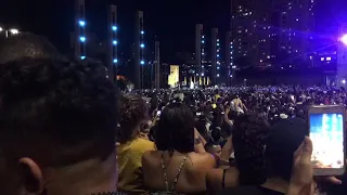 Show de Marília Mendonça lota praça da Estação, em BH