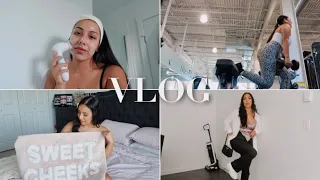 DAY IN MY LIFE VLOG | workout, urban outfitters haul, GRWM, editing, hookah lounge w/ friends