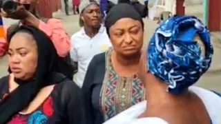 WATCH THE MOMENT RONKE OSHODI OKE STORM IN MURPHY AFOLABI 8DAYS FIRDAUS PRAYER